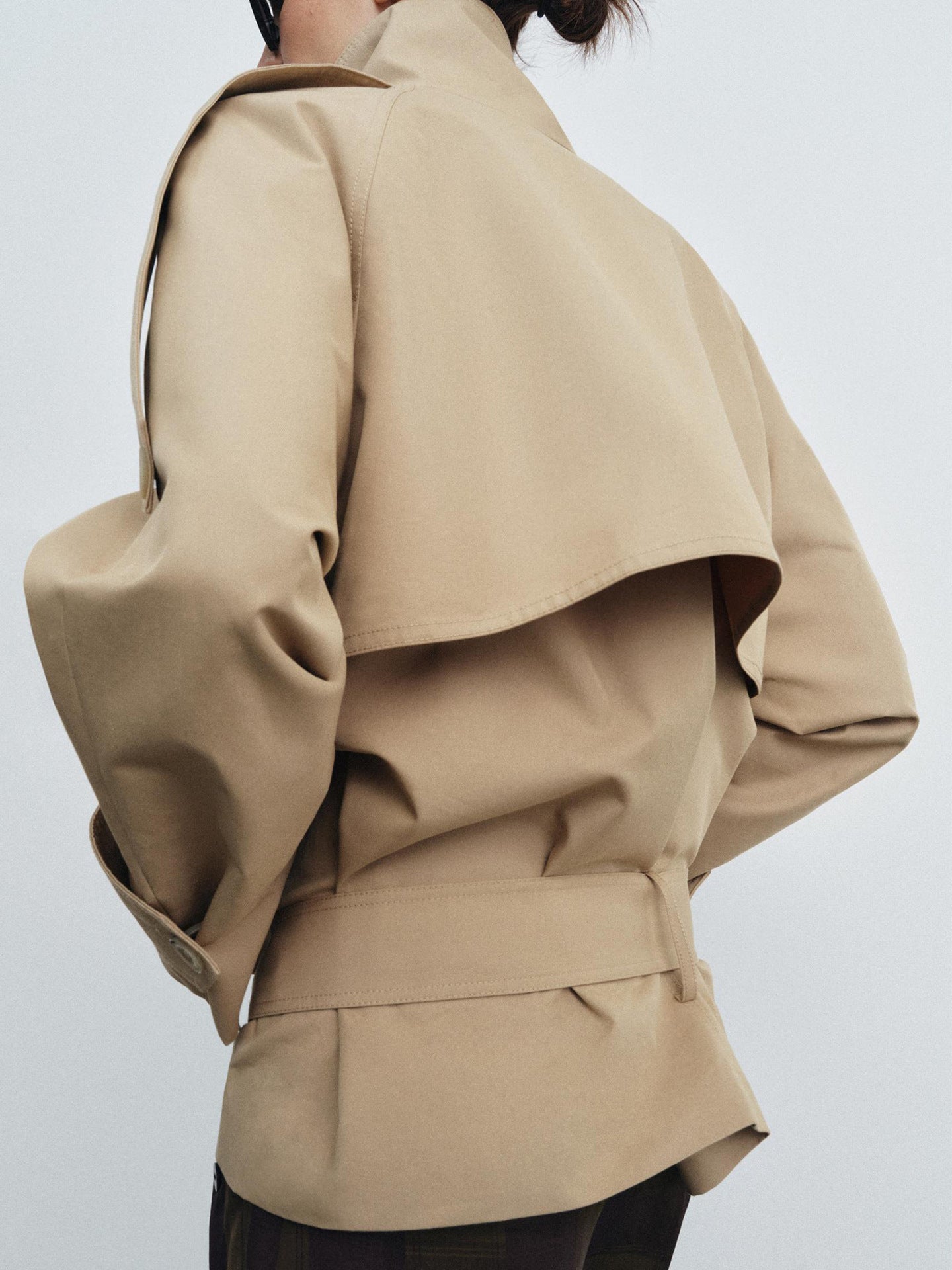 Trench Curto Gola alta Sophie®️