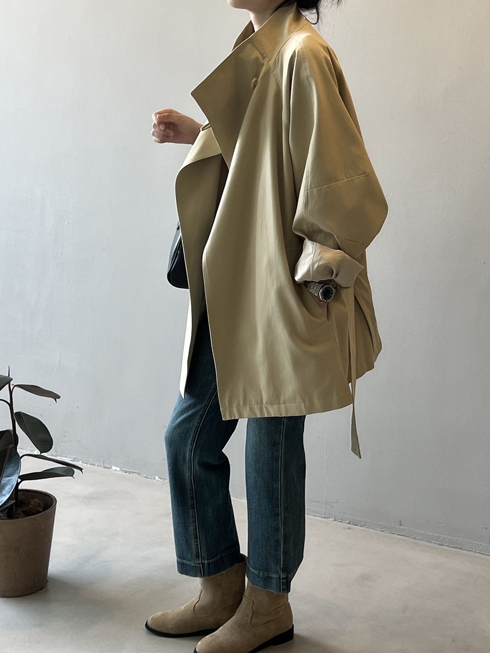 Trench Curto Gola alta Lucy®️