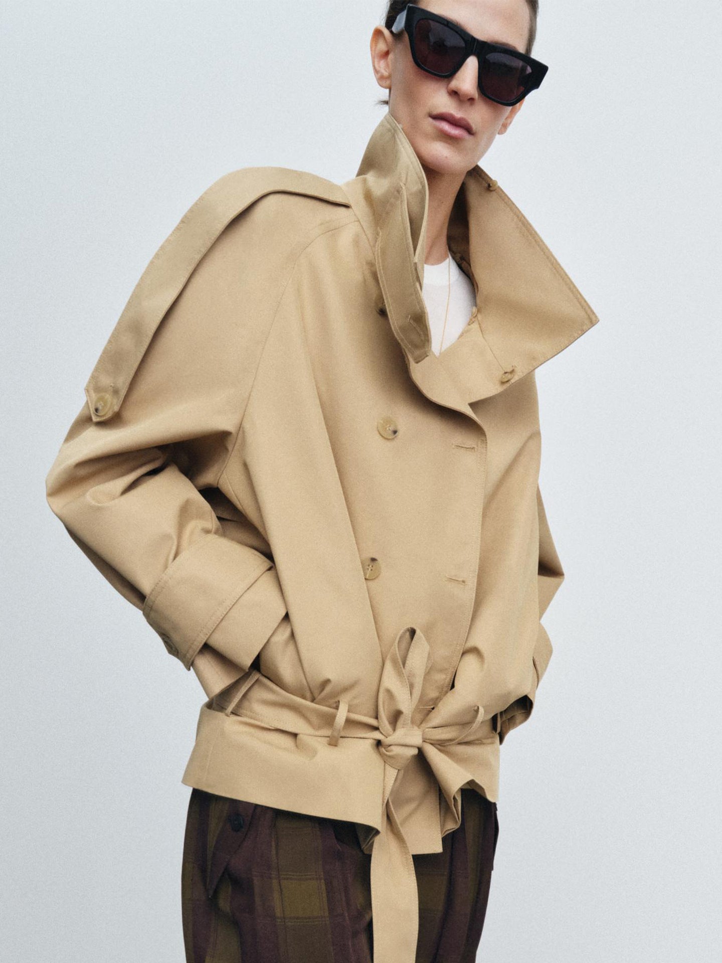 Trench Curto Gola alta Sophie®️
